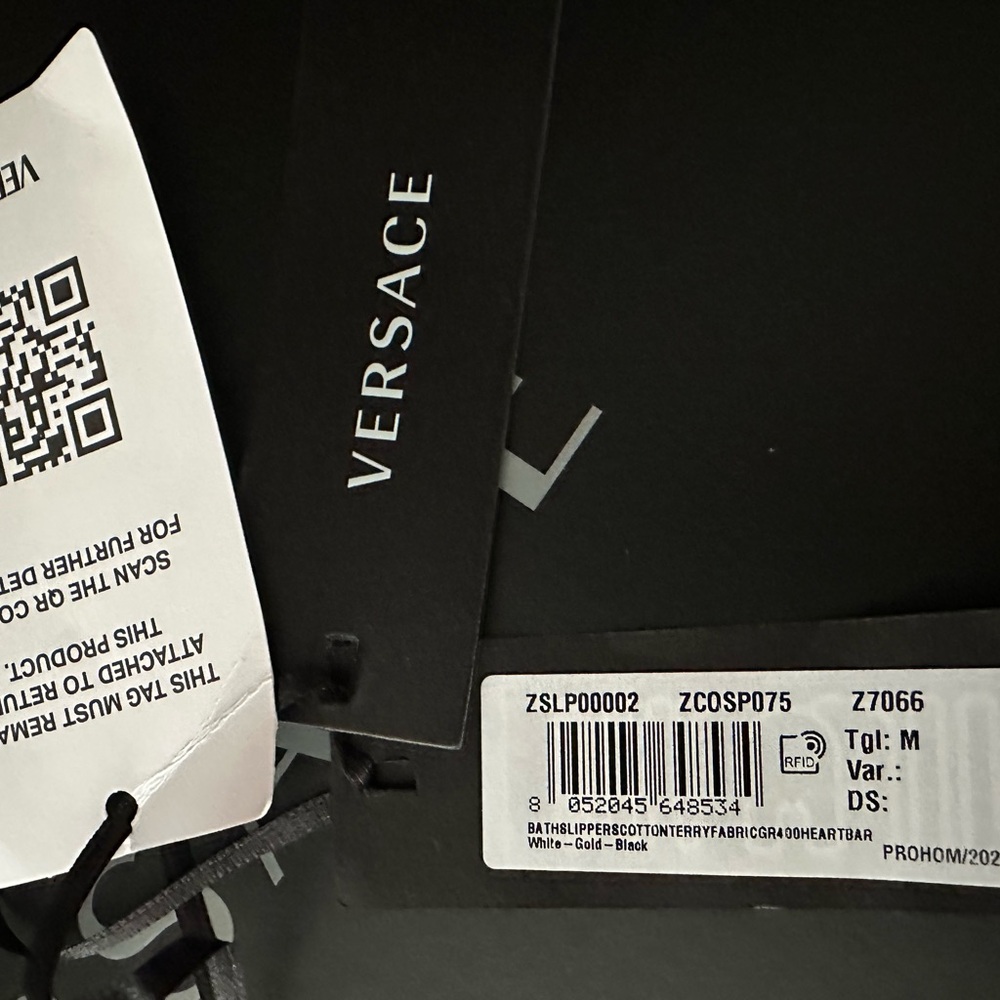 Versace slippers - Picture 5 of 7
